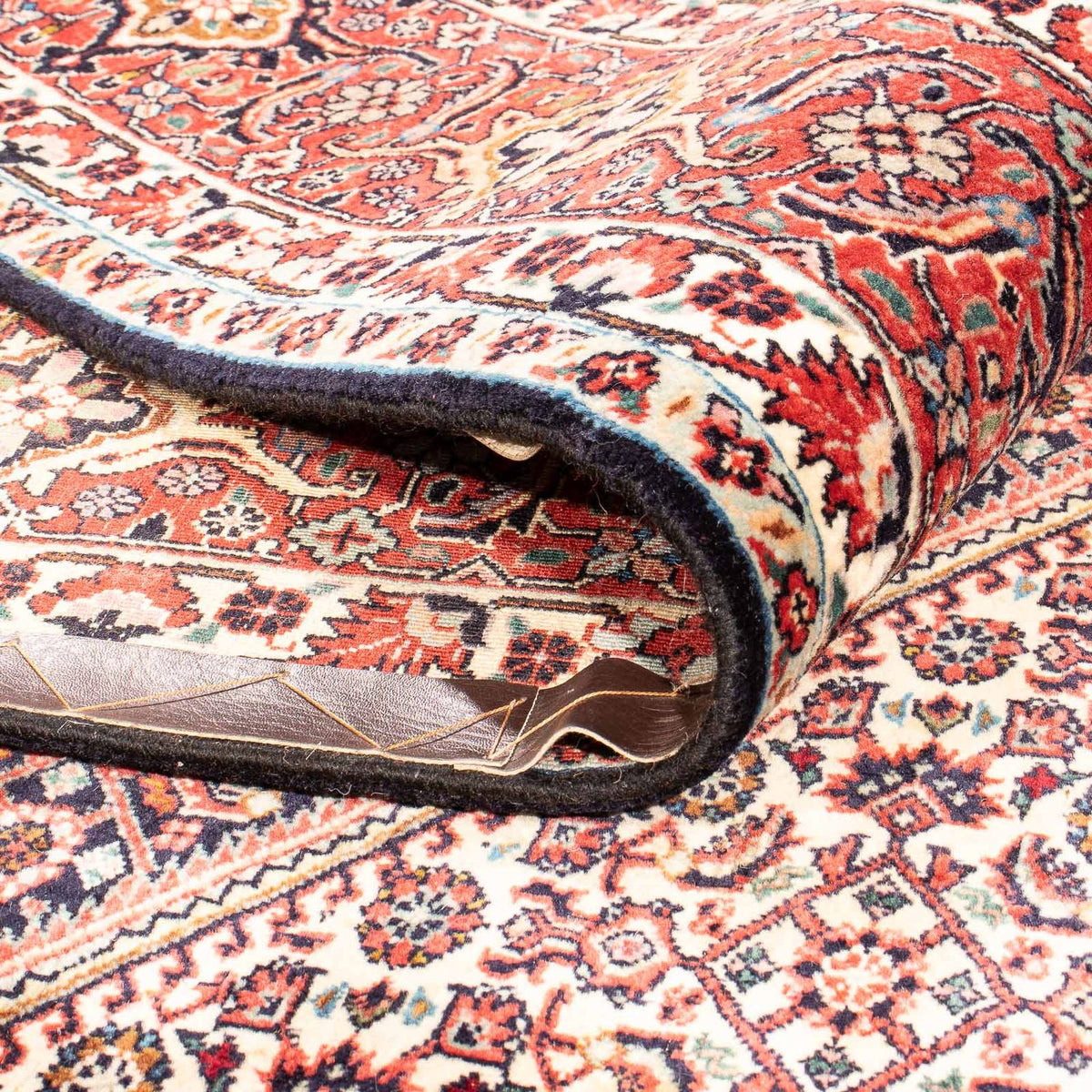 Alfombra persa - Bidjar - 312 x 172 cm - rojo claro