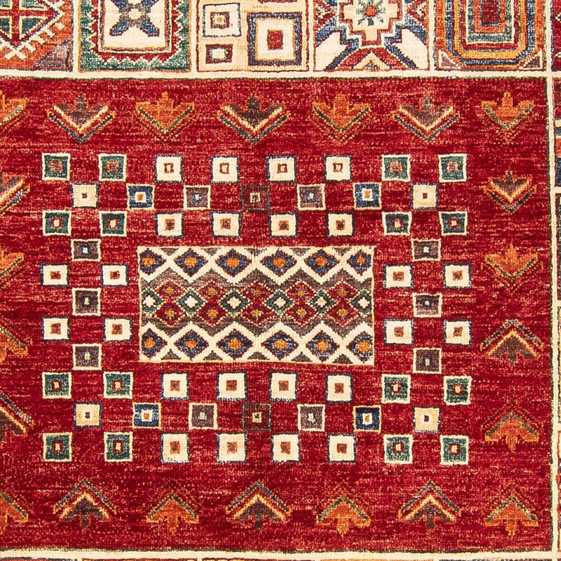Alfombra Ziegler - Ariana - 206 x 156 cm - rojo