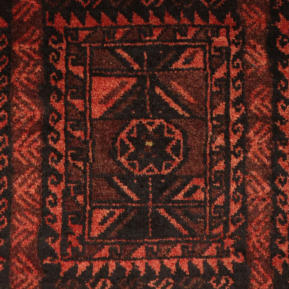 Alfombra Belutsch - 205 x 117 cm - rojo oscuro