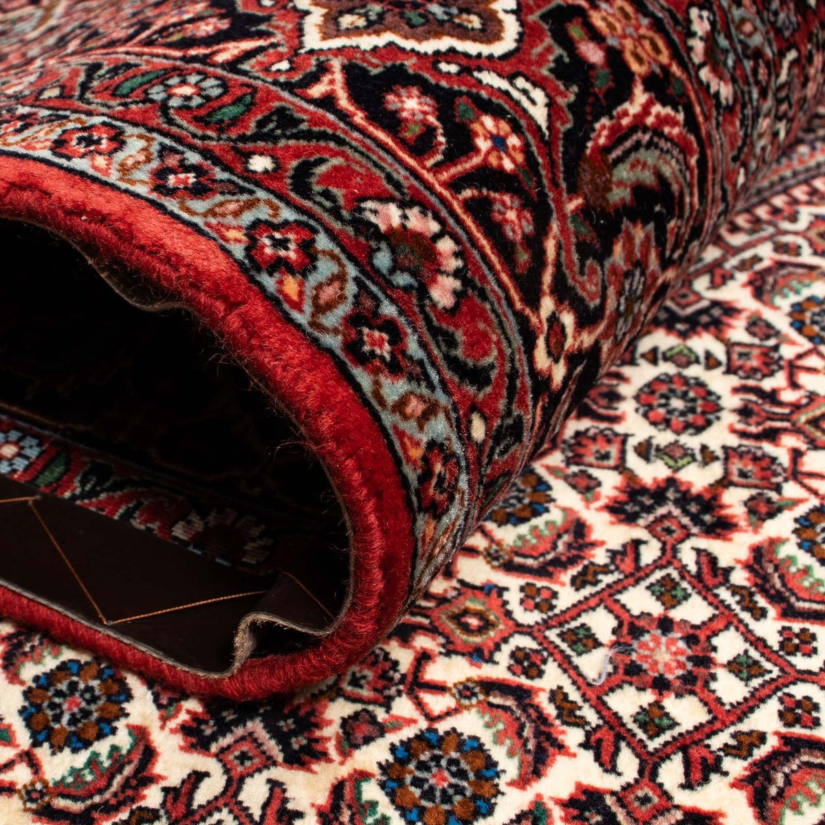 Alfombra persa - Bidjar - 254 x 203 cm - rojo oscuro