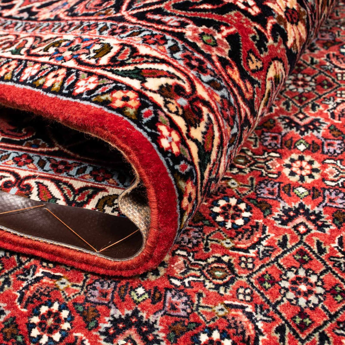 Alfombra persa - Bidjar - 256 x 202 cm - rojo oscuro