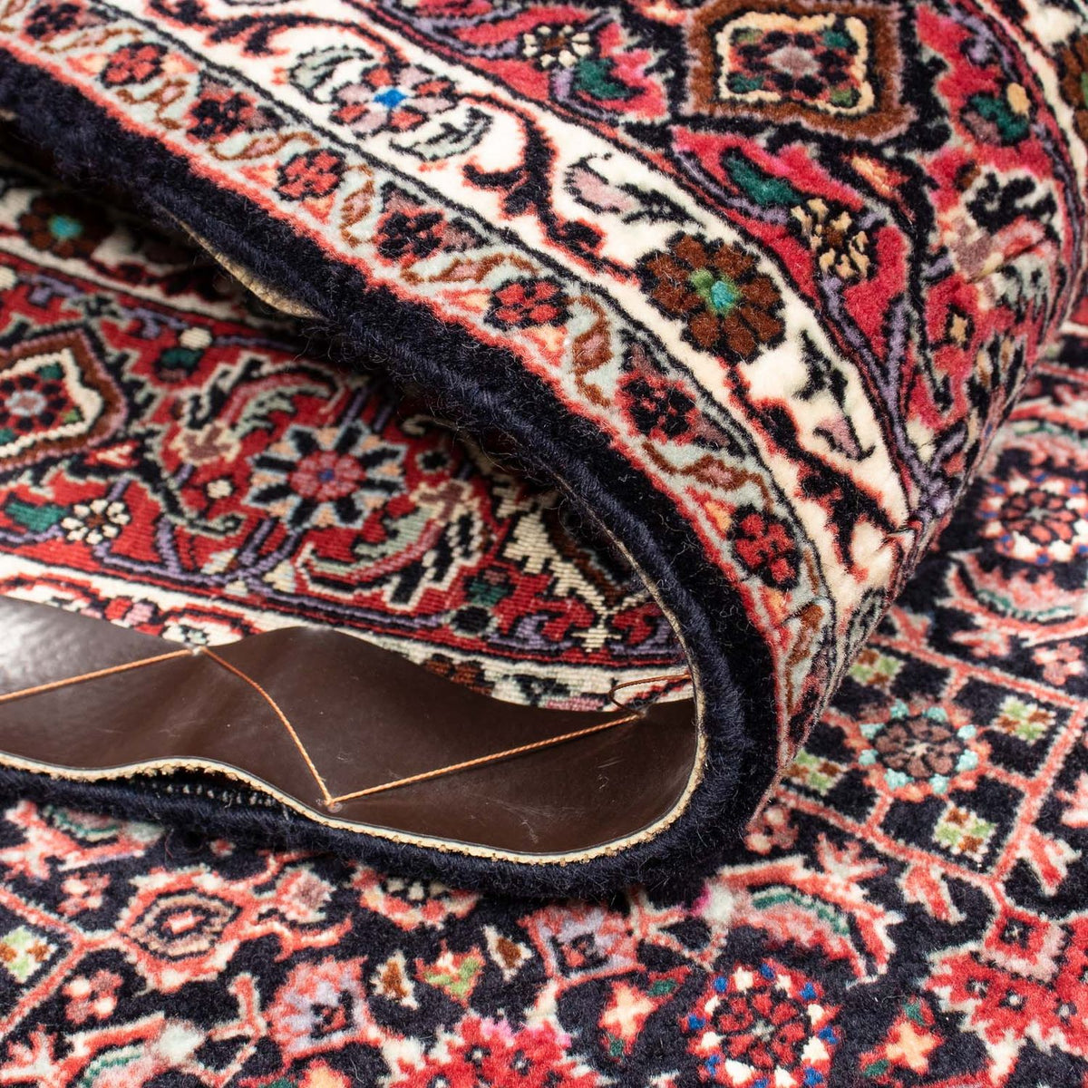 Alfombra persa - Bidjar - 214 x 133 cm - rojo