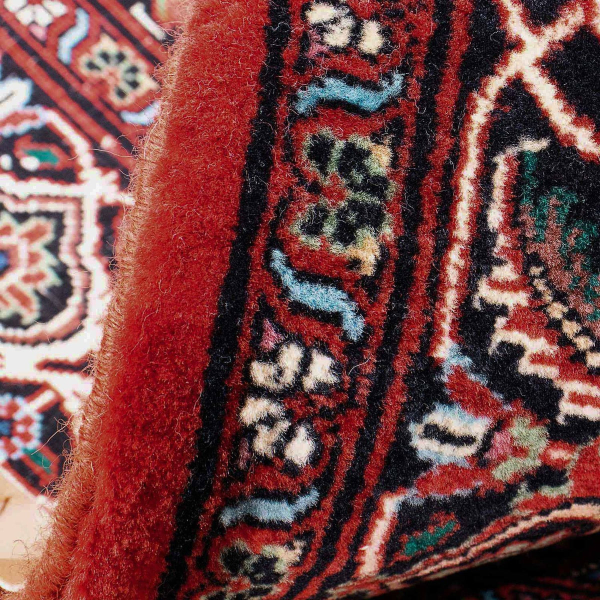 Alfombra persa - Bidjar - 175 x 111 cm - rojo