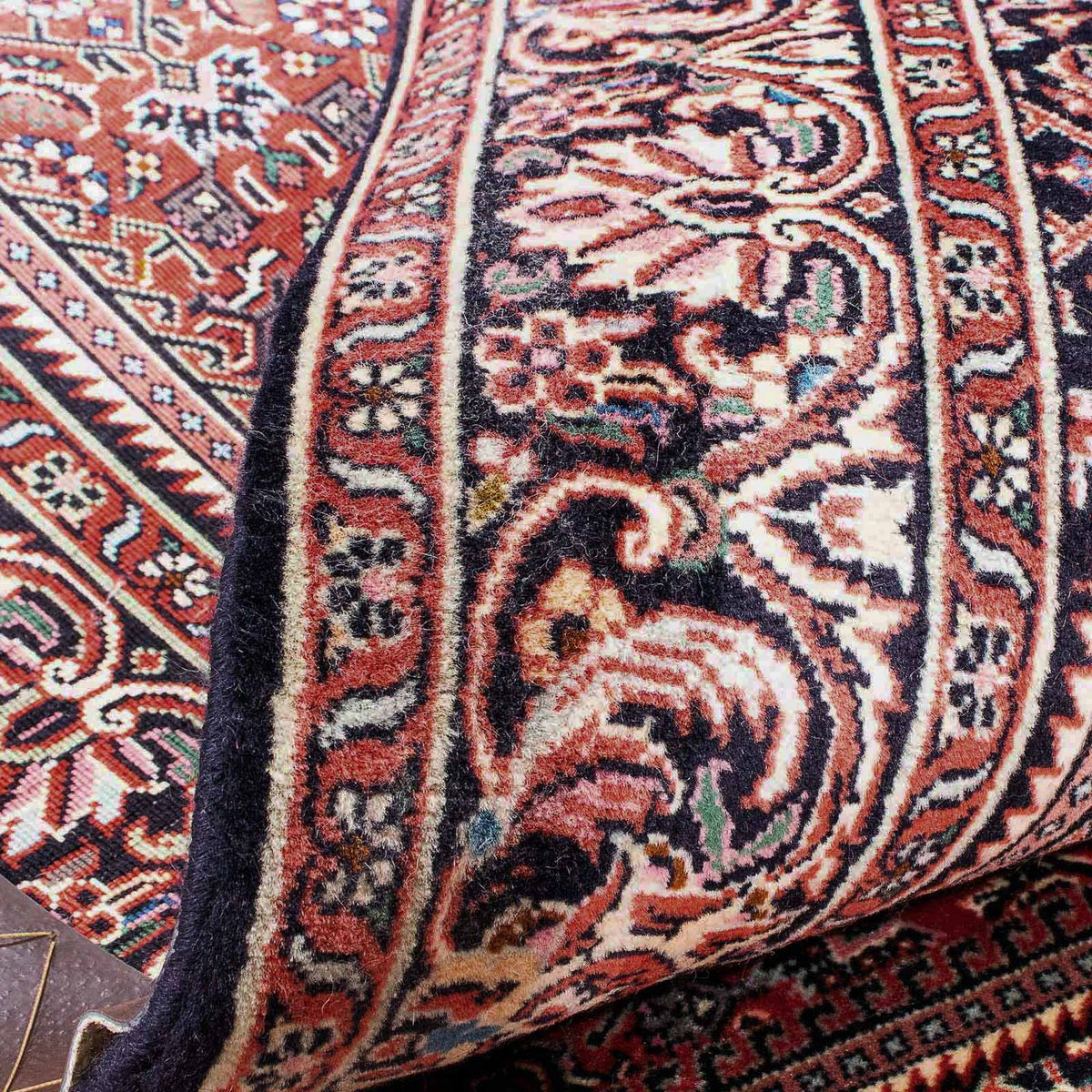 Alfombra persa - Bidjar - 172 x 106 cm - rojo claro