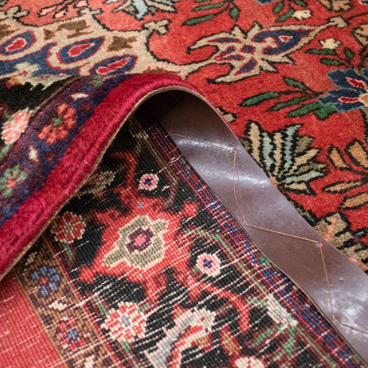 Alfombra persa - Bidjar - 223 x 132 cm - rojo claro