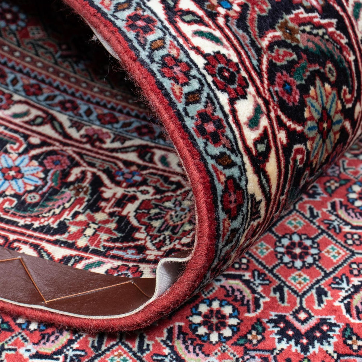 Alfombra persa - Bidjar - 208 x 132 cm - rojo claro