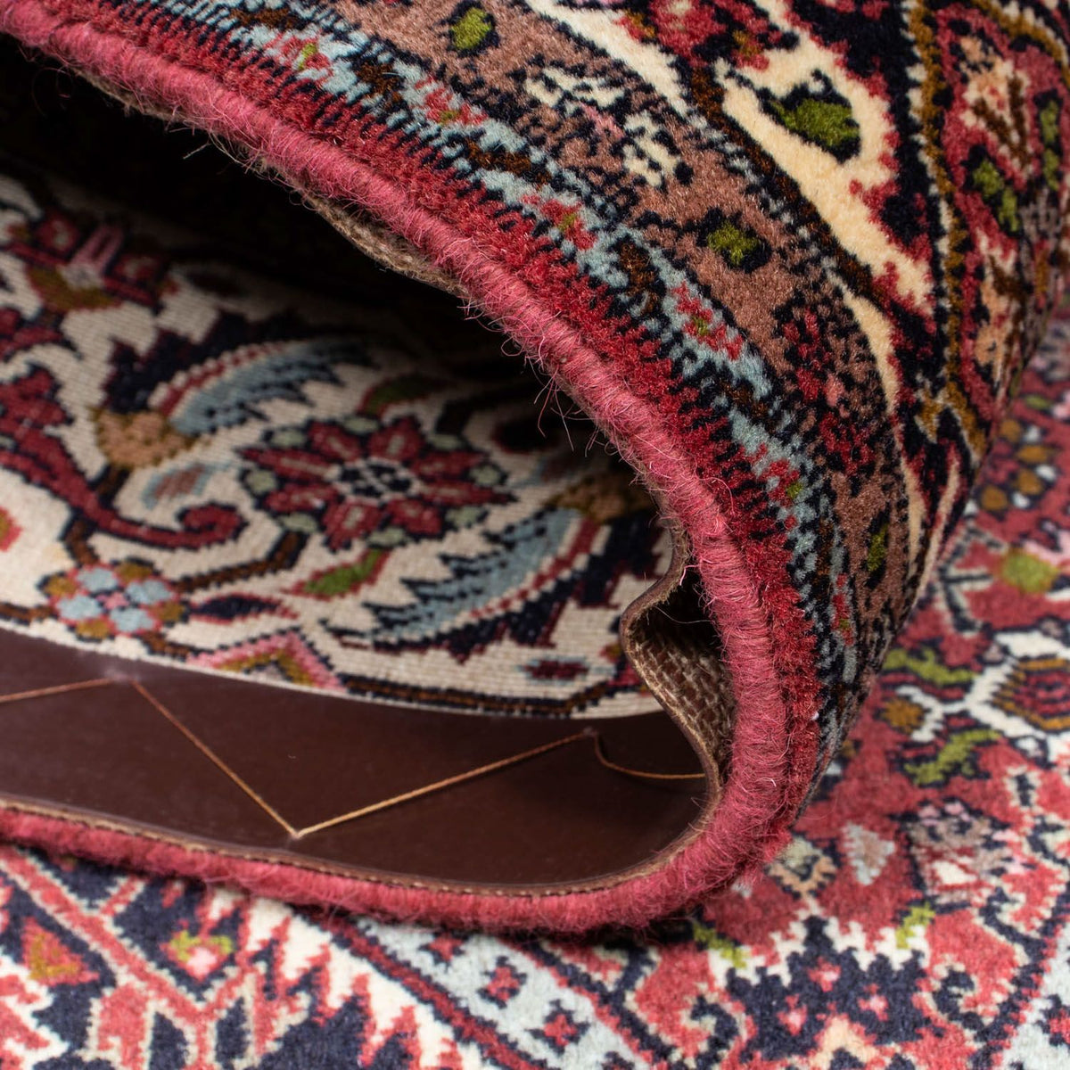 Alfombra persa - Bidjar - 203 x 139 cm - rojo