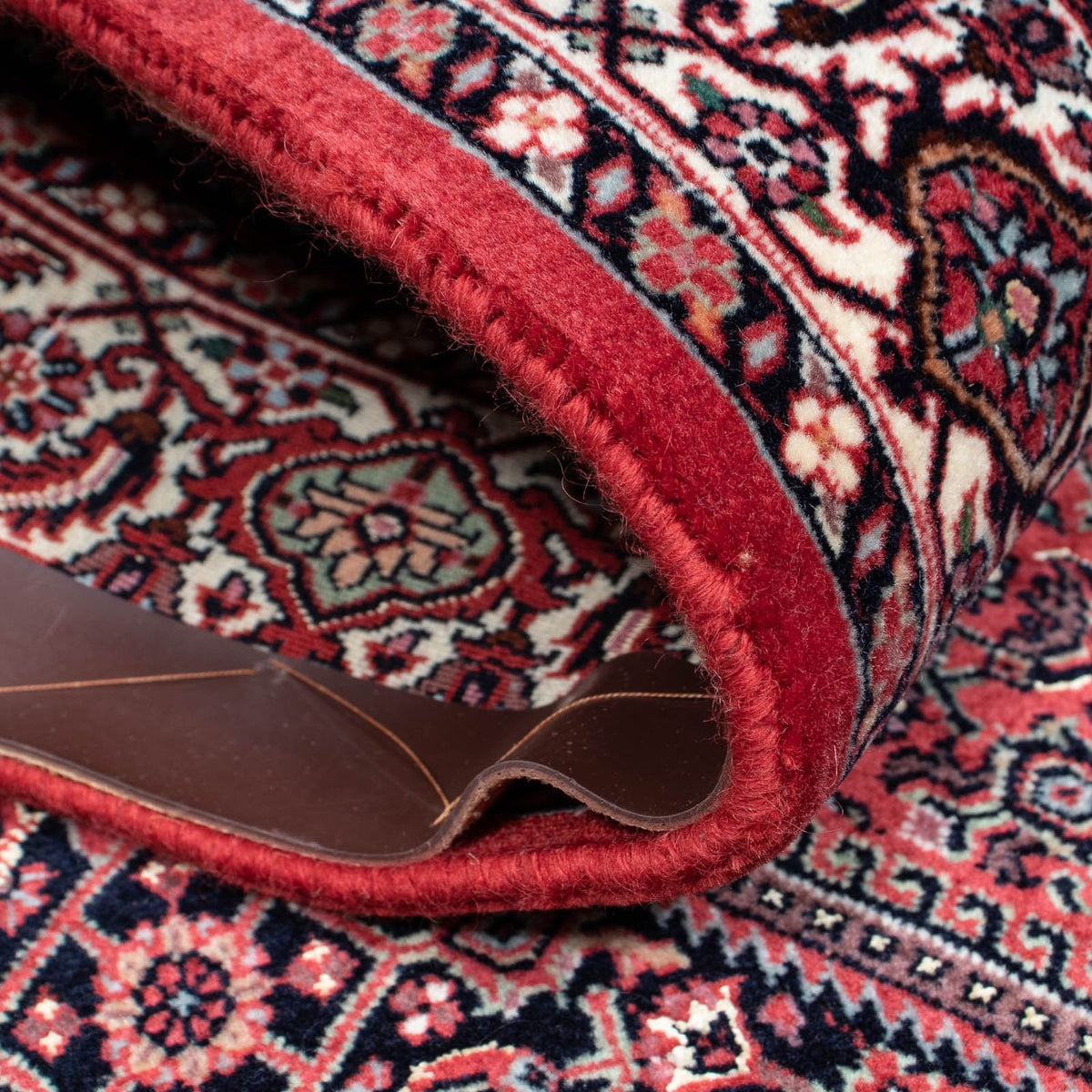 Alfombra persa - Bidjar - 173 x 106 cm - rojo