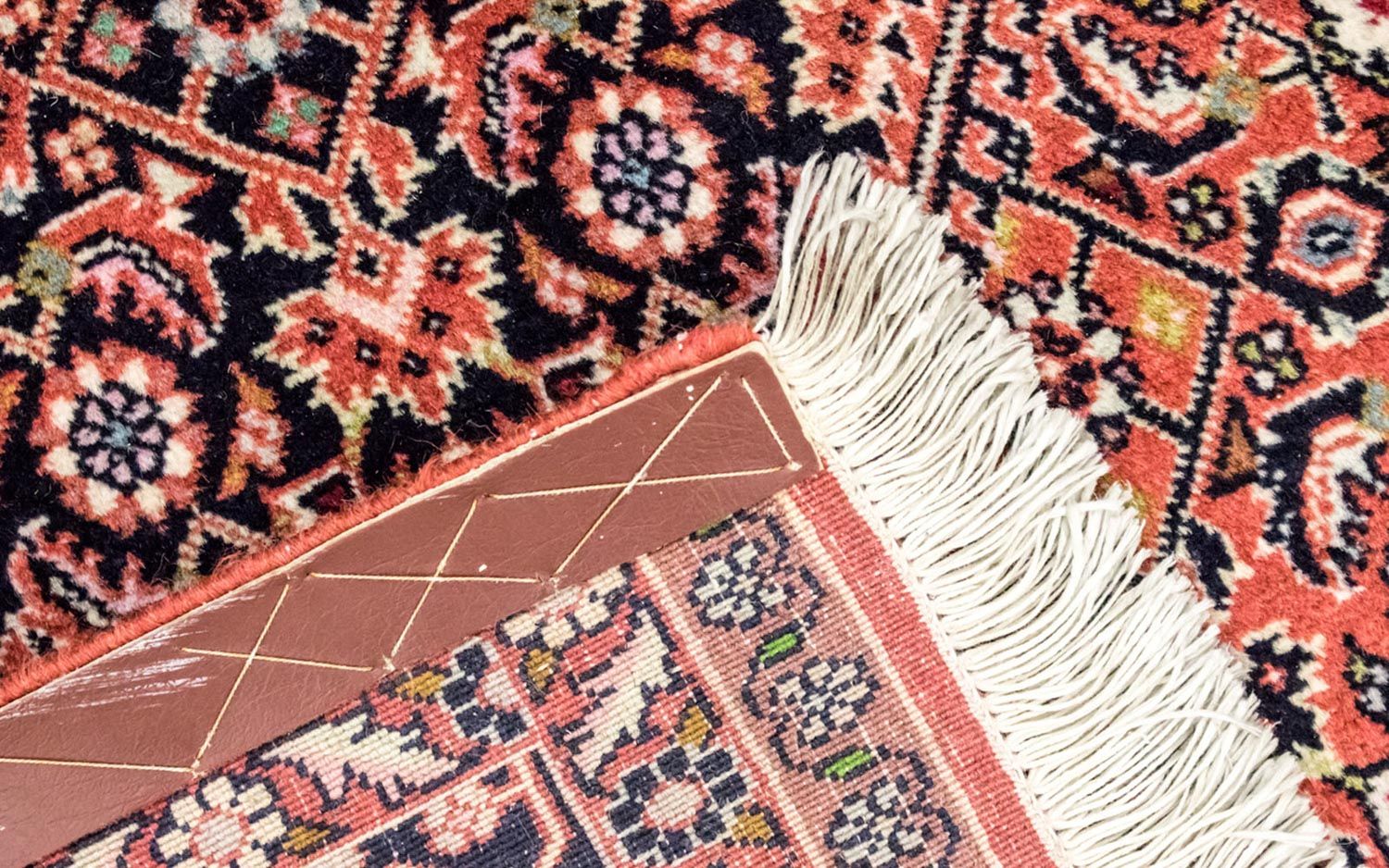 Alfombra persa - Bidjar - 235 x 178 cm - rojo claro