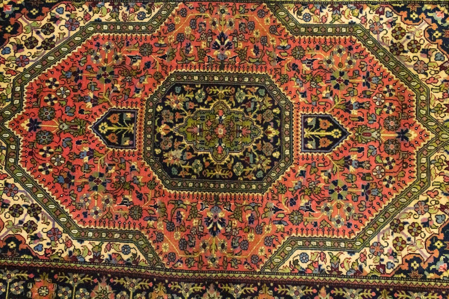 Alfombra persa - Ghom - 163 x 107 cm - rojo claro