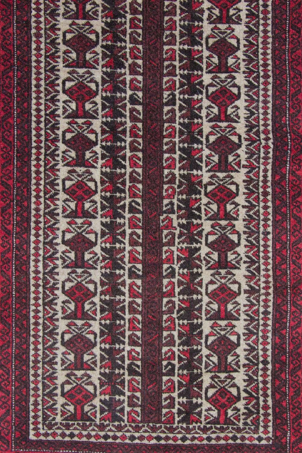 Alfombra Belutsch - 146 x 94 cm - rojo