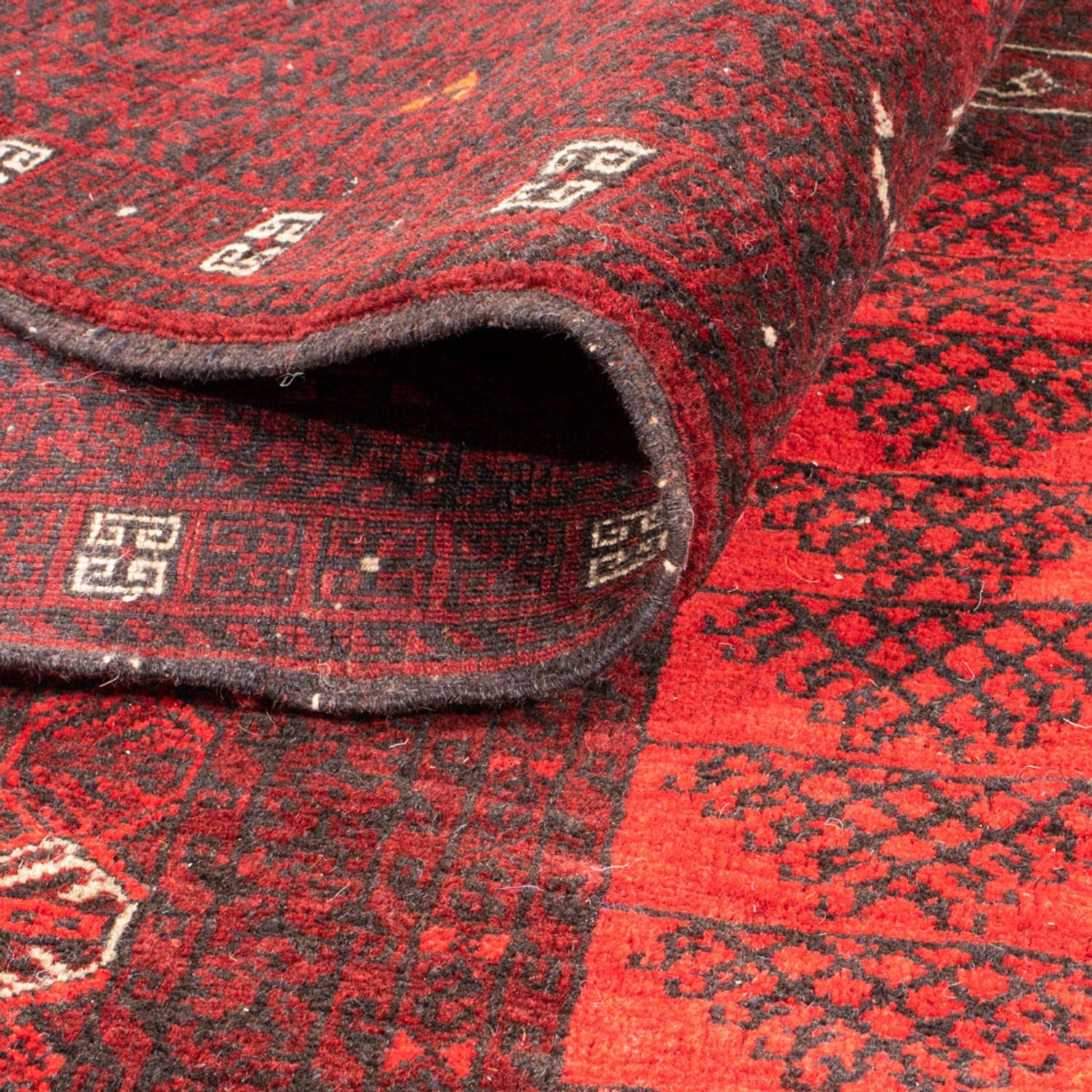 Alfombra Turkaman - 224 x 158 cm - rojo