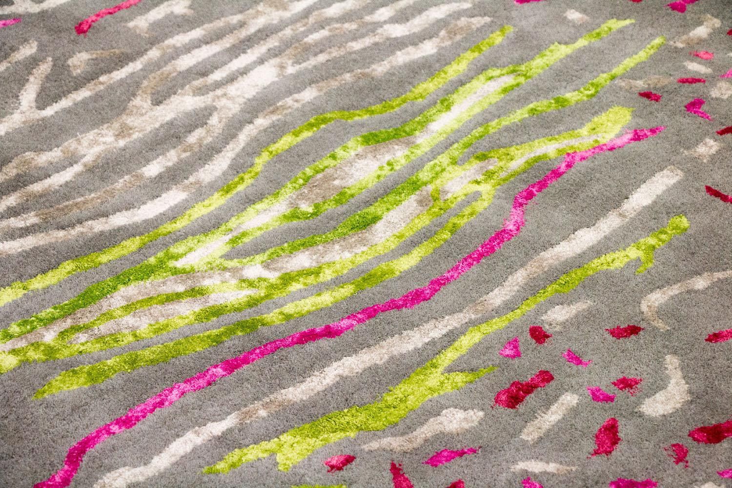 Alfombra de diseño - 245 x 143 cm - gris