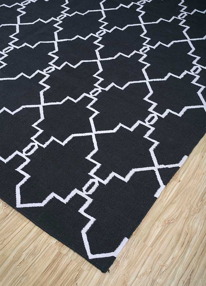 Alfombra de lana - 375 x 270 cm - blanco y negro