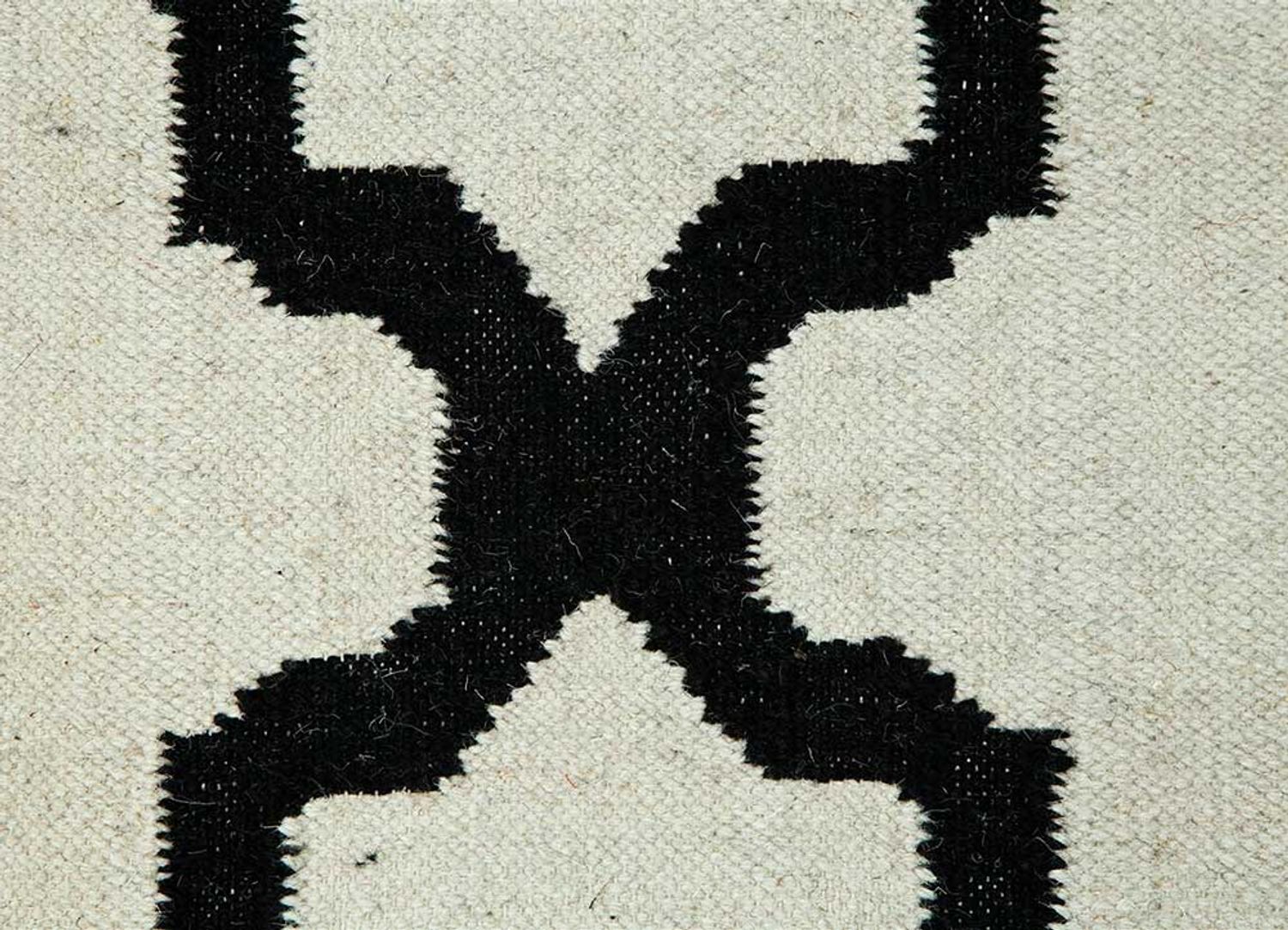Alfombra de lana - 240 x 150 cm - blanco y negro