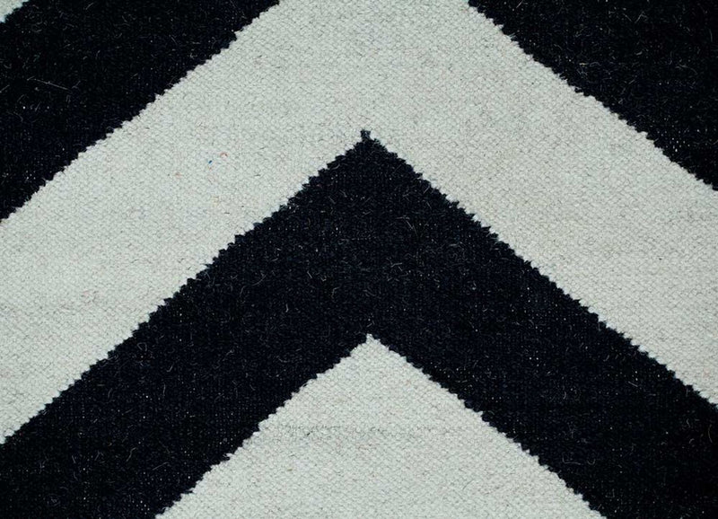 Alfombra de lana - 240 x 150 cm - blanco y negro