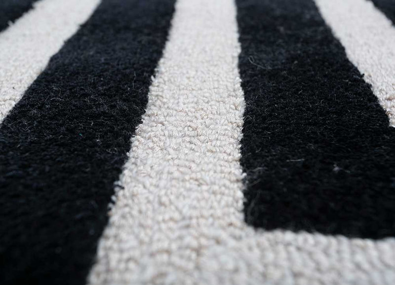 Alfombra de lana - 330 x 240 cm - blanco y negro