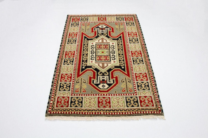 Alfombra oriental - 152 x 96 cm - verde claro