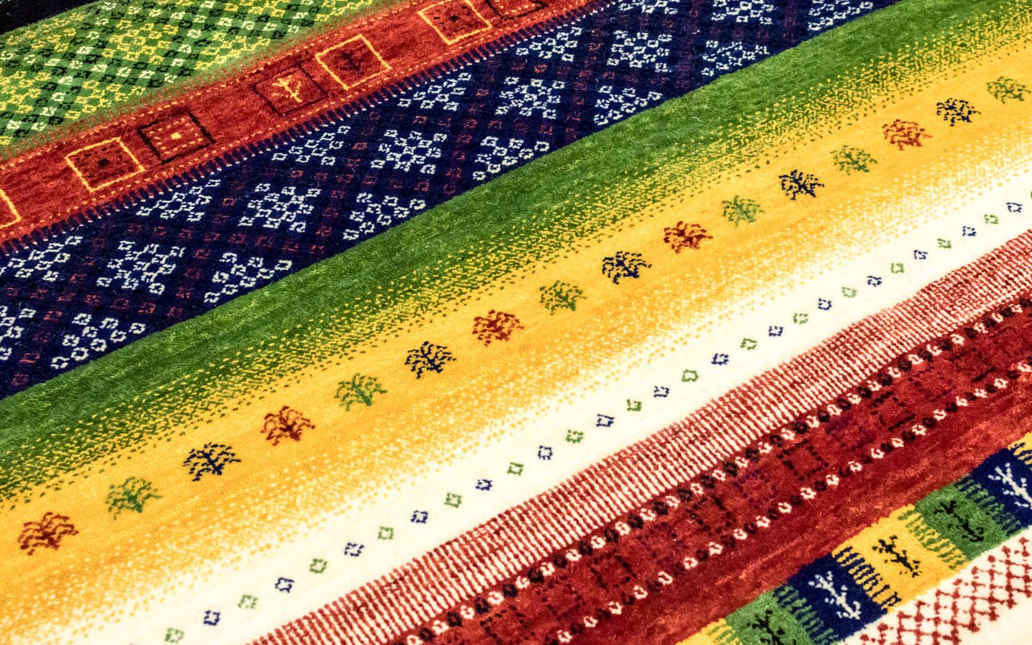 Alfombra Gabbeh - Loribaft Persa - 241 x 172 cm - colorido