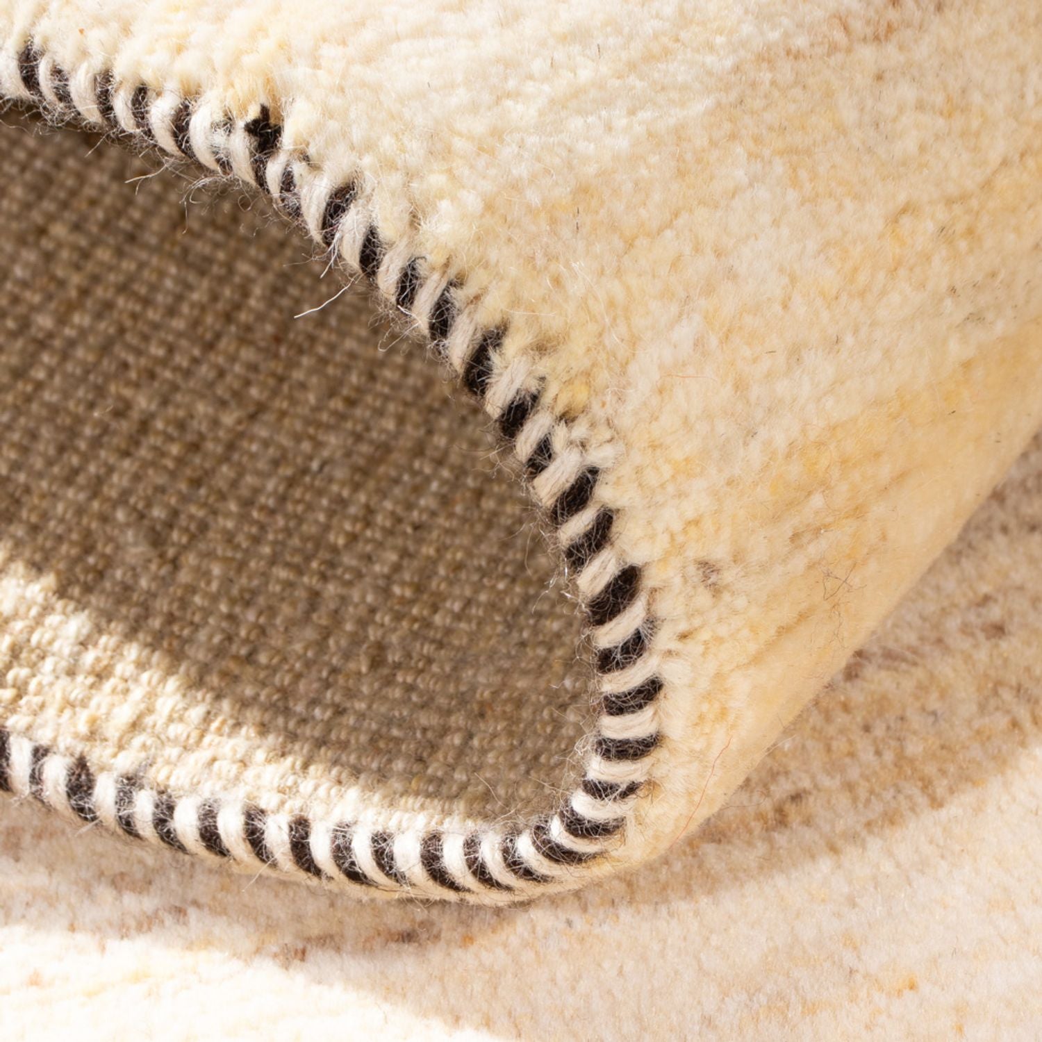 Alfombra Gabbeh - Persa - 136 x 72 cm - beige claro