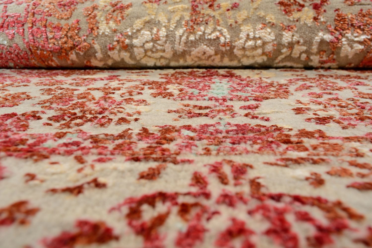 Alfombra de diseño - 134 x 71 cm - rojo claro