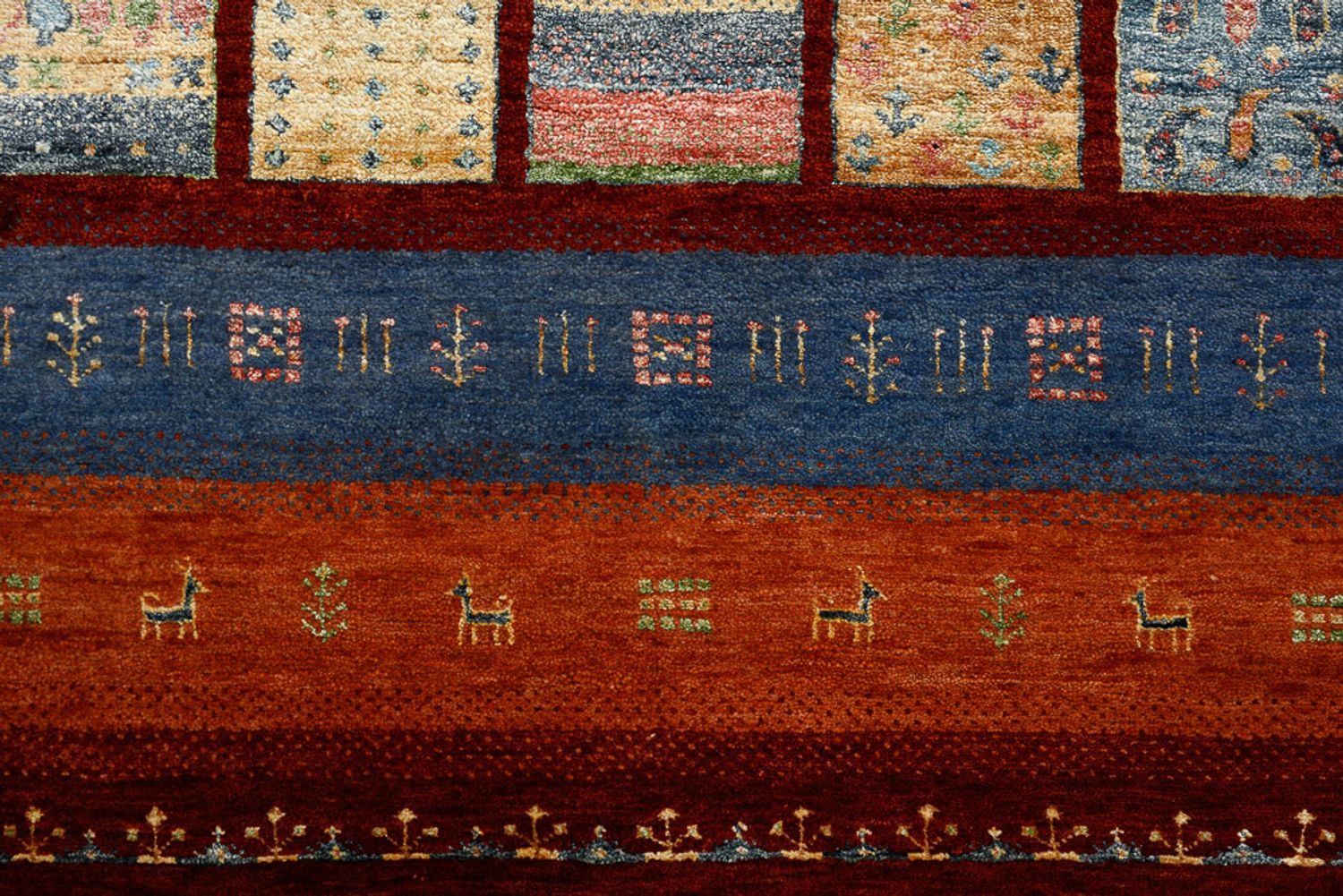 Alfombra Gabbeh - Loribaft Indus - 201 x 155 cm - rojo