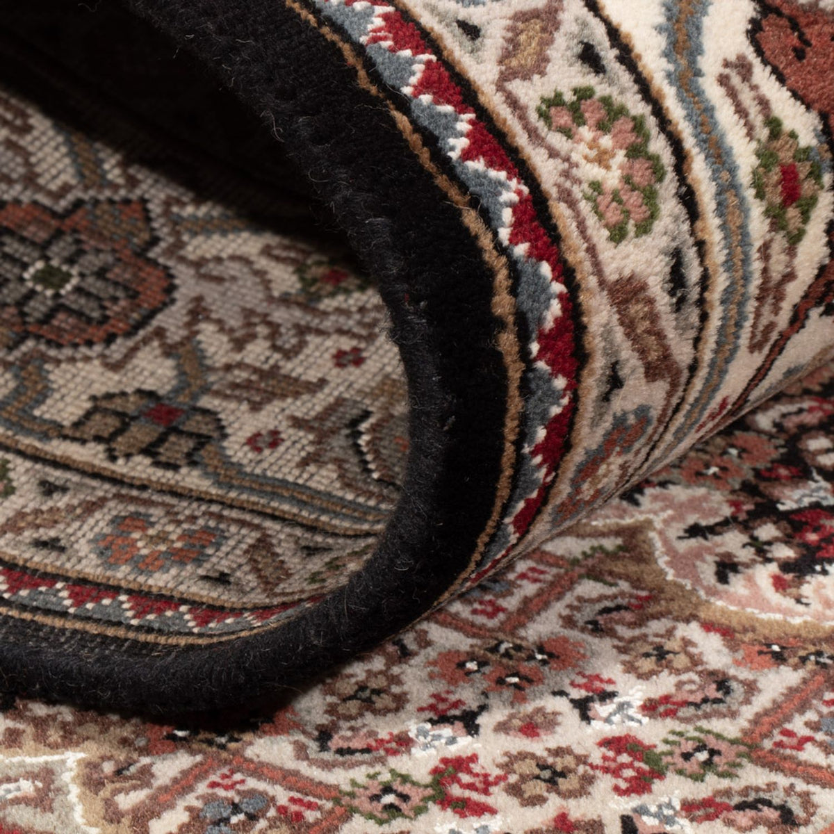 Alfombra oriental - Tabriz - 196 x 141 cm - gris oscuro