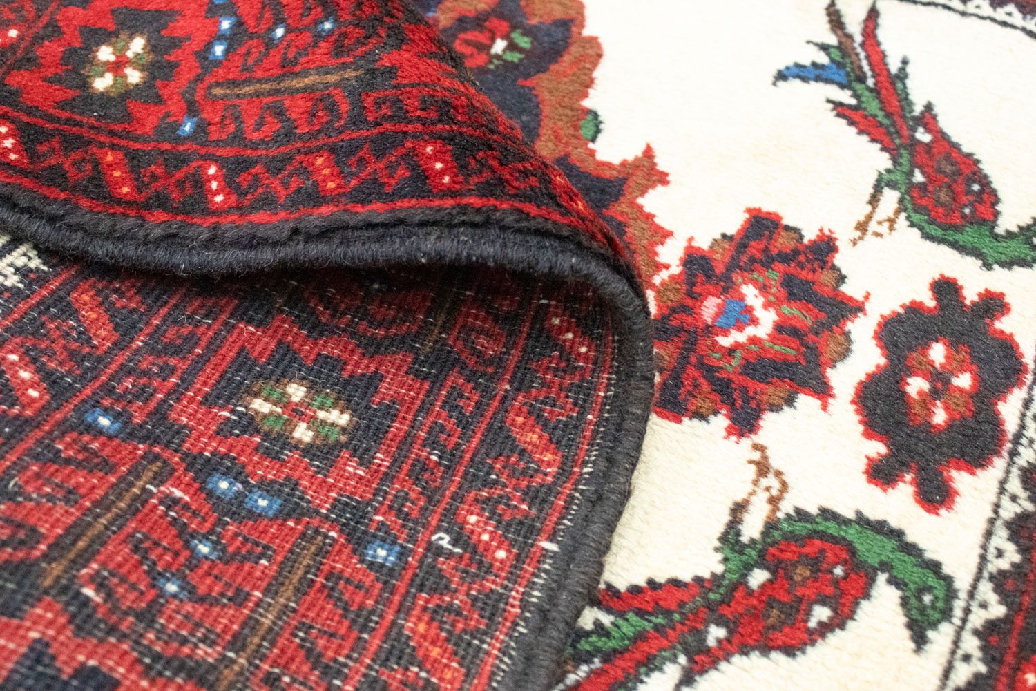 Alfombra Belutsch - 155 x 88 cm - rojo