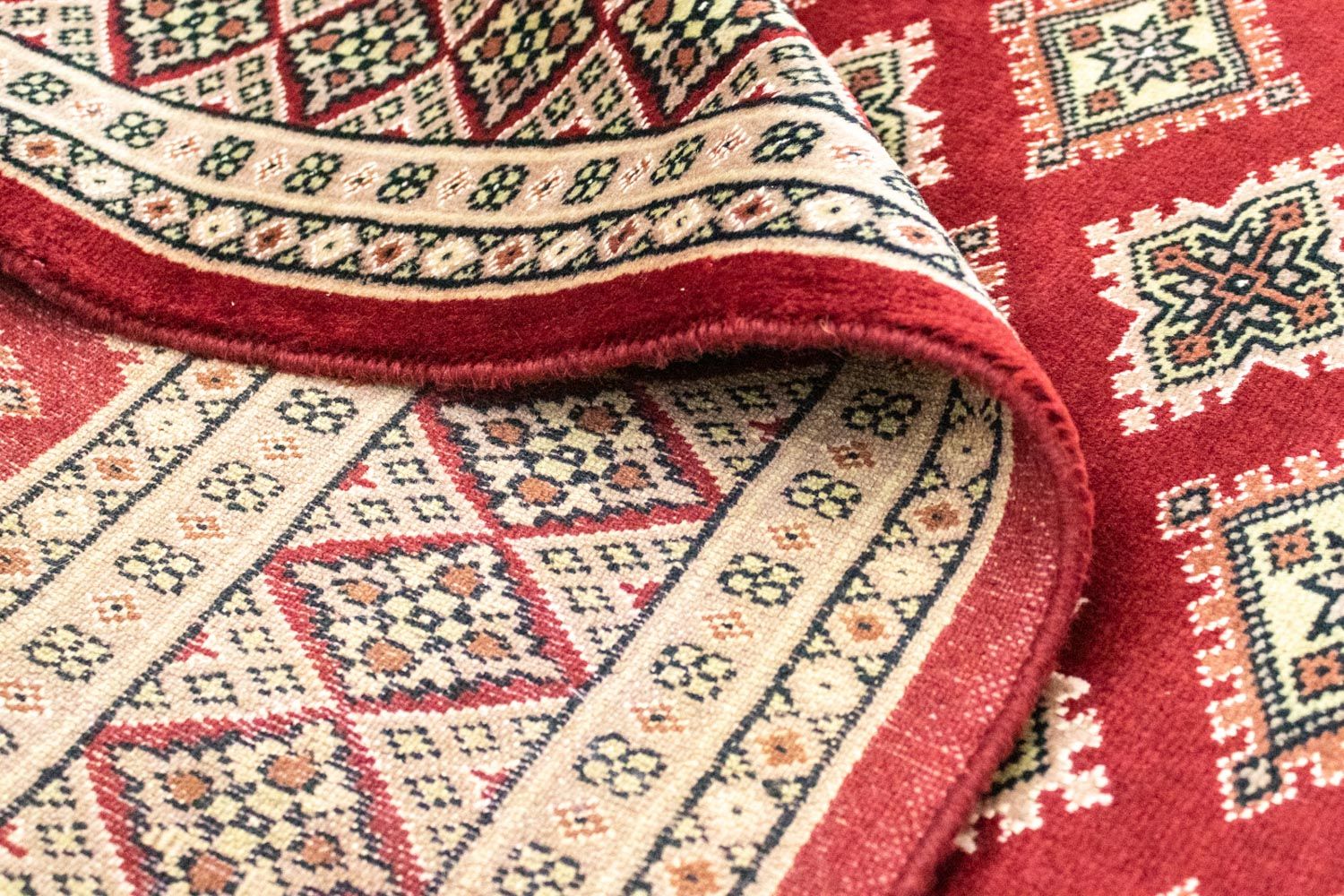Alfombra Pakistani - 181 x 126 cm - rojo