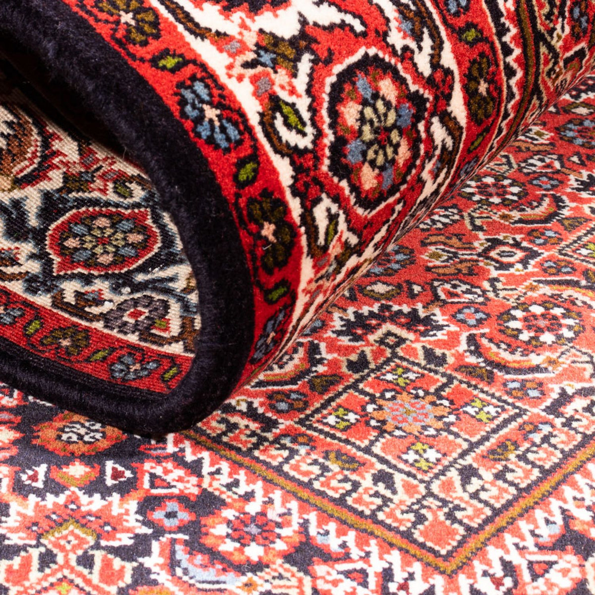 Alfombra persa - Bidjar - 183 x 110 cm - rojo