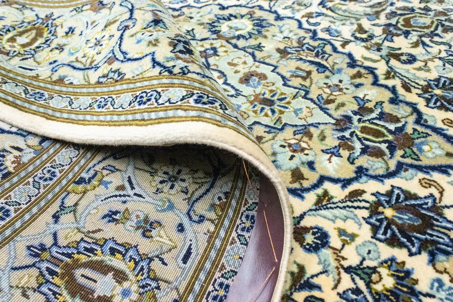 Alfombra persa - Keshan - 230 x 137 cm - beige