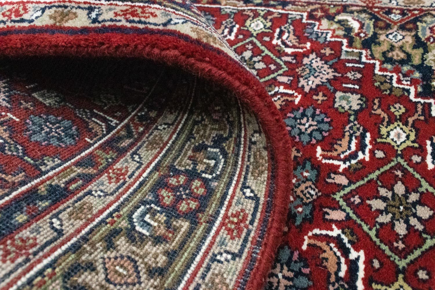 Alfombra persa - Bidjar - 162 x 90 cm - rojo