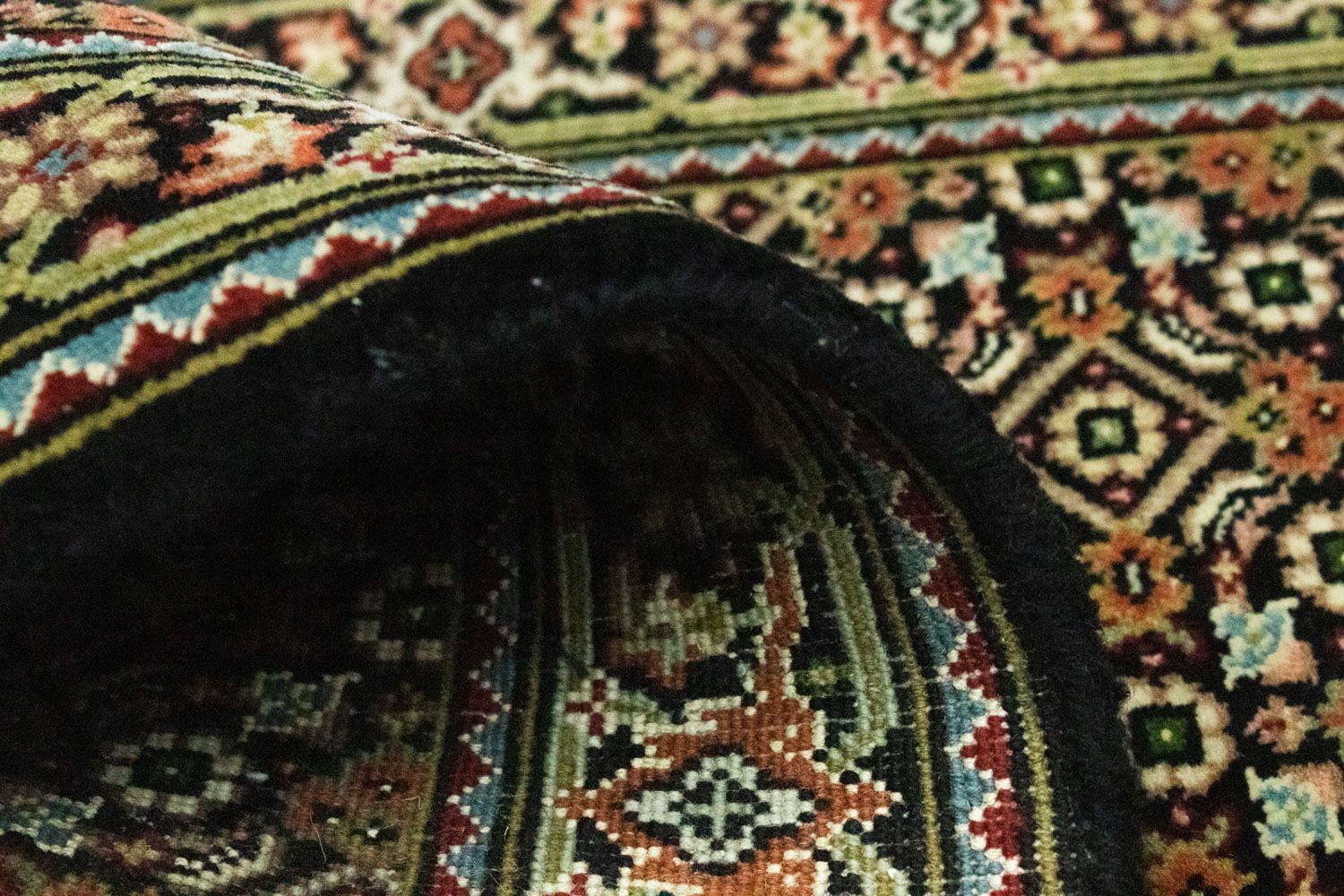 Alfombra persa - Bidjar - 135 x 69 cm - negro