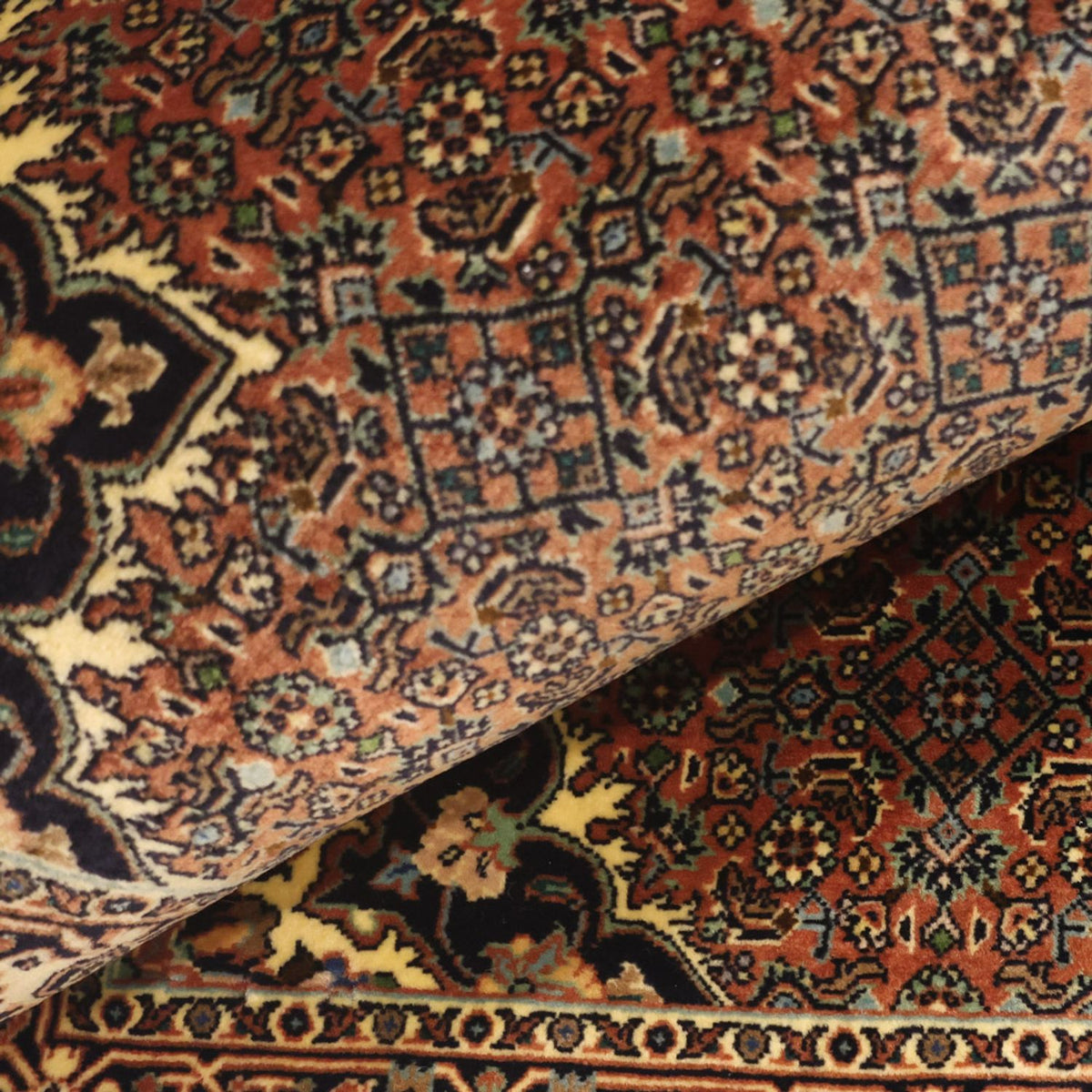 Alfombra persa - Bidjar - 133 x 73 cm - beige oscuro