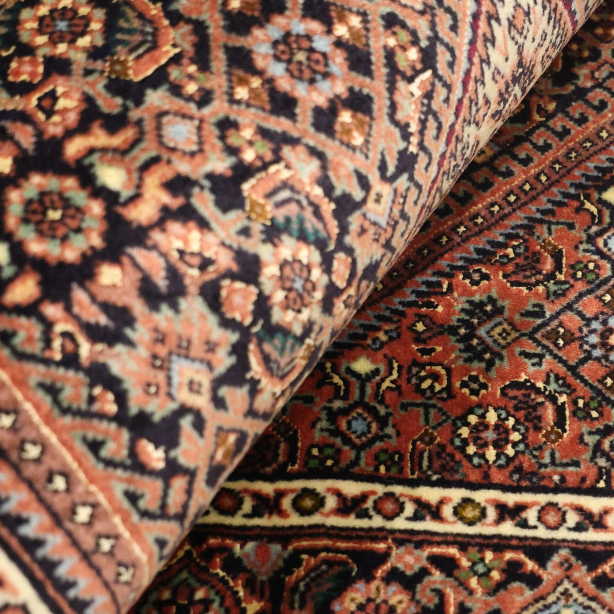 Alfombra persa - Bidjar - 134 x 70 cm - beige oscuro