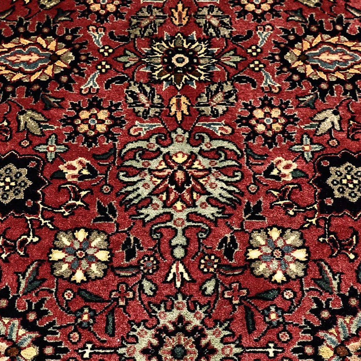 Alfombra persa - Bidjar - Real - 163 x 153 cm - rojo oscuro