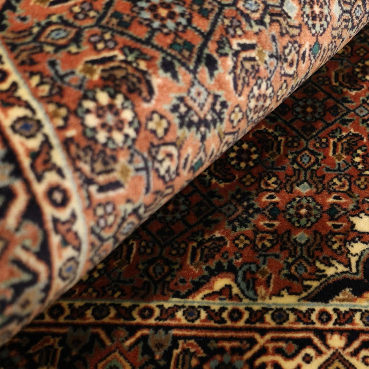 Alfombra persa - Bidjar - 139 x 72 cm - beige oscuro