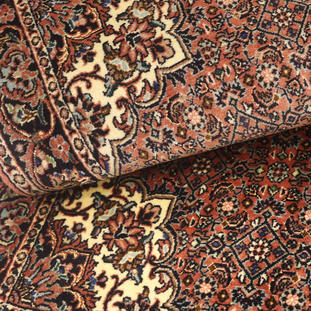 Alfombra persa - Bidjar - 144 x 70 cm - rojo oscuro