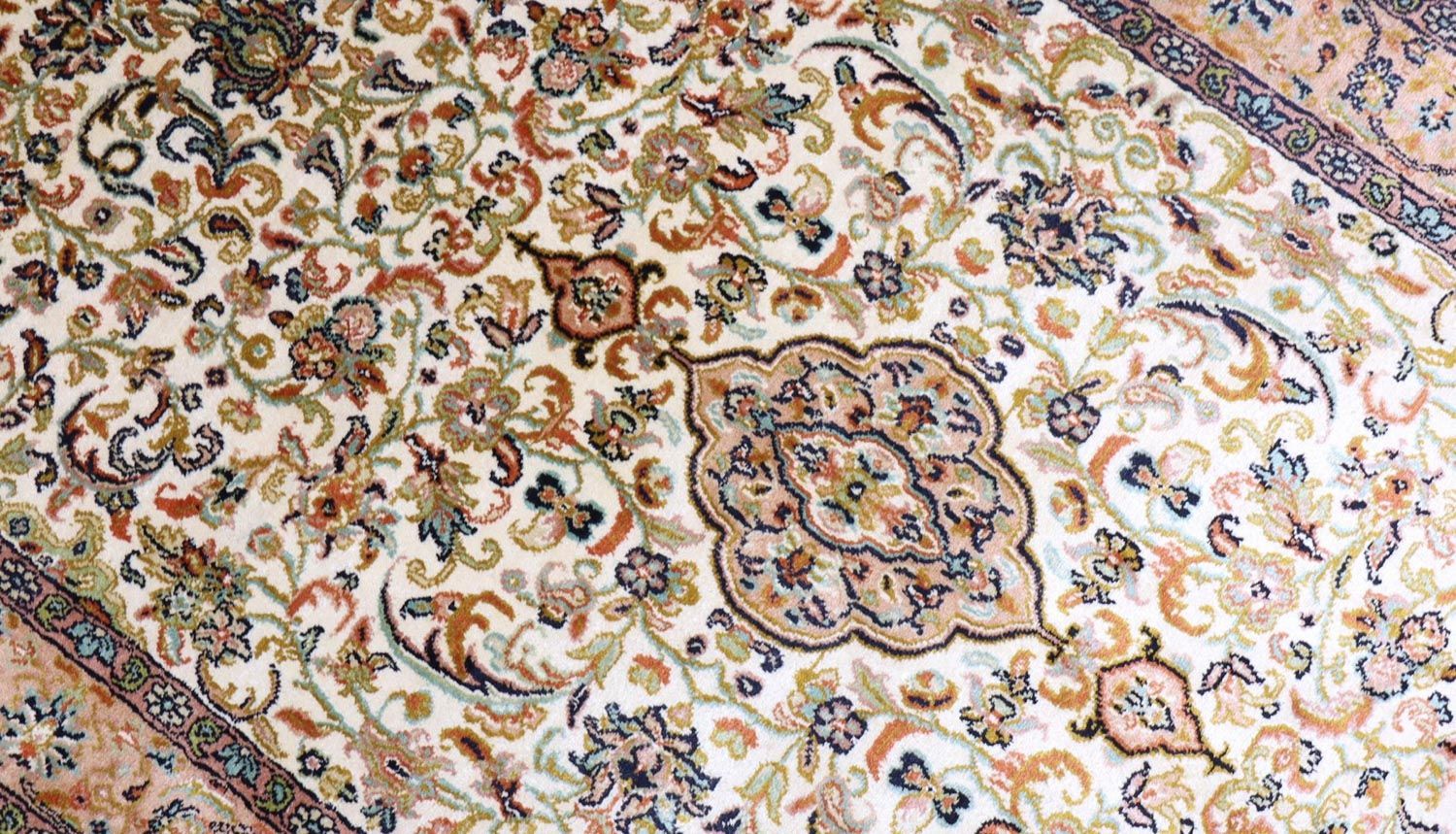 Alfombra de seda - Seda de Cachemira - 155 x 99 cm - beige