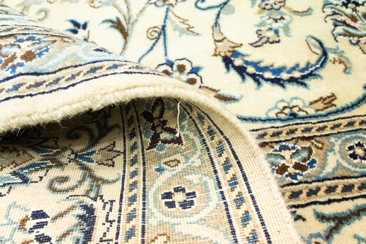 Alfombra persa - Nain - 339 x 239 cm - blanco natural