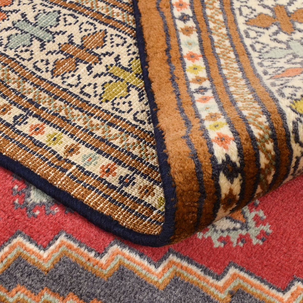 Alfombra persa - Nómada - 174 x 135 cm - multicolor