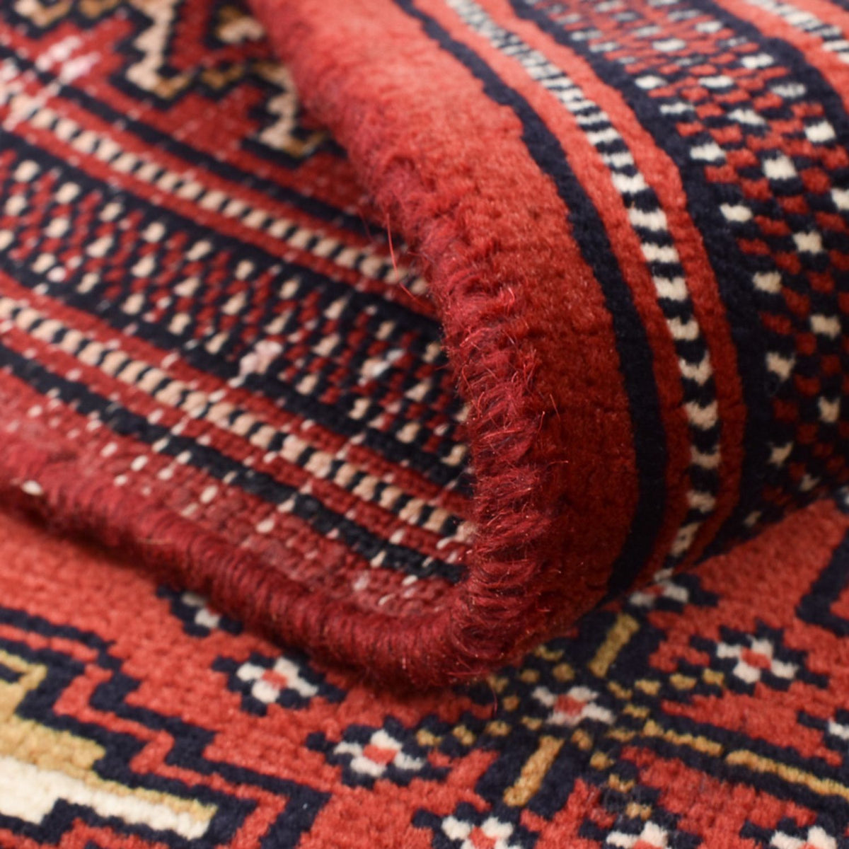 Alfombra Turkaman - 133 x 95 cm - rojo