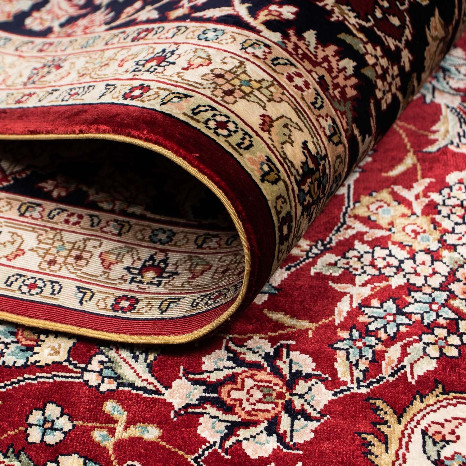 Alfombra persa - Ghom - 197 x 133 cm - rojo oscuro