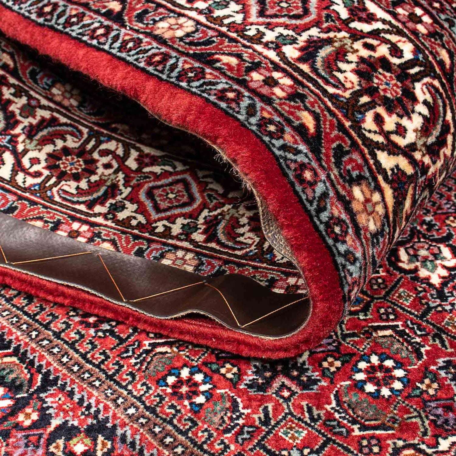 Alfombra persa - Bidjar - 211 x 136 cm - rojo
