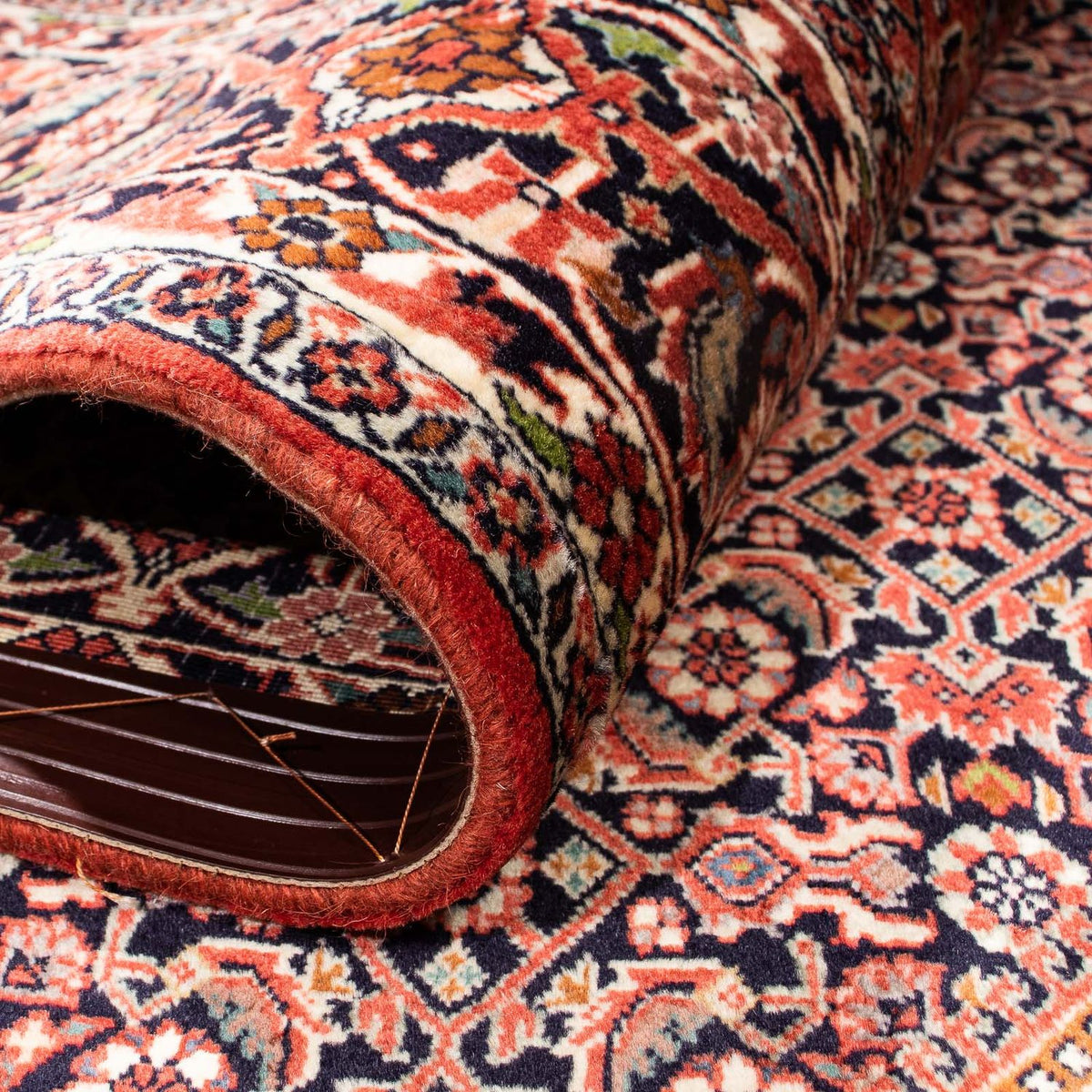 Alfombra persa - Bidjar - 245 x 174 cm - rojo claro