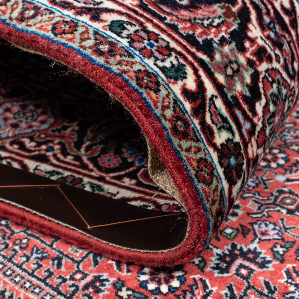 Alfombra persa - Bidjar - 214 x 127 cm - rojo claro