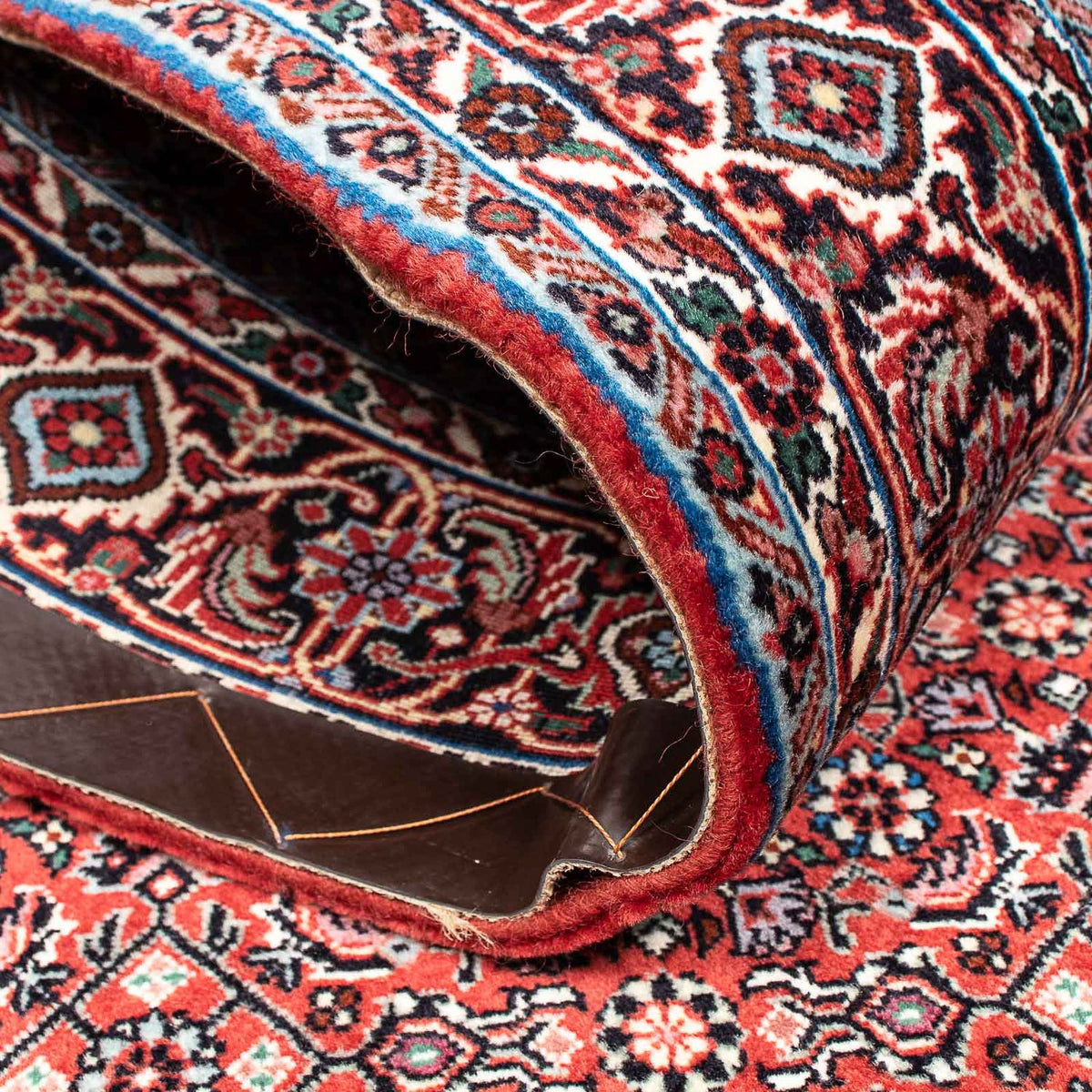 Alfombra persa - Bidjar - 203 x 139 cm - rojo claro