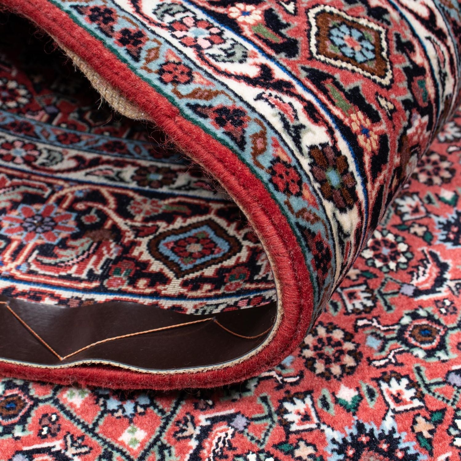 Alfombra persa - Bidjar - 213 x 133 cm - rojo claro