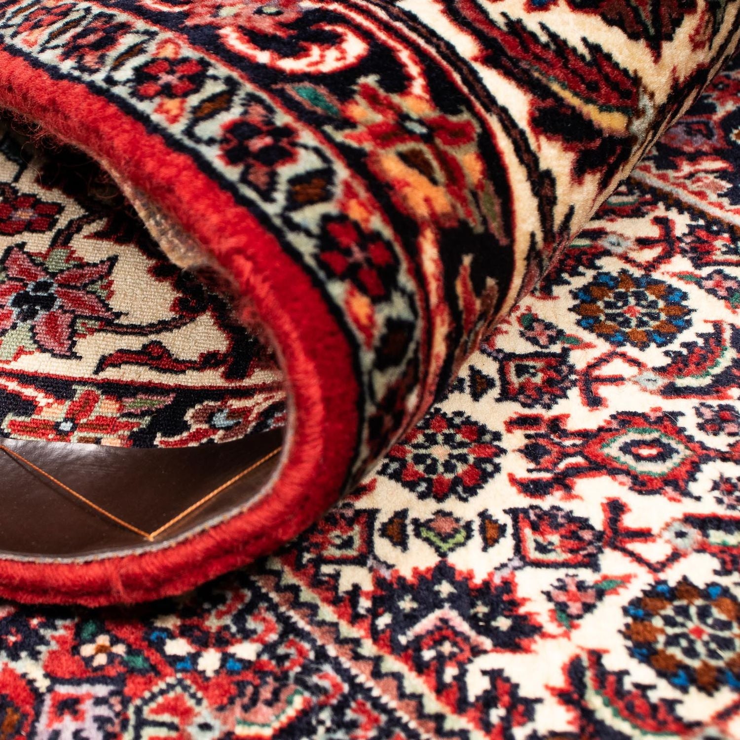 Alfombra persa - Bidjar - 254 x 205 cm - rojo oscuro