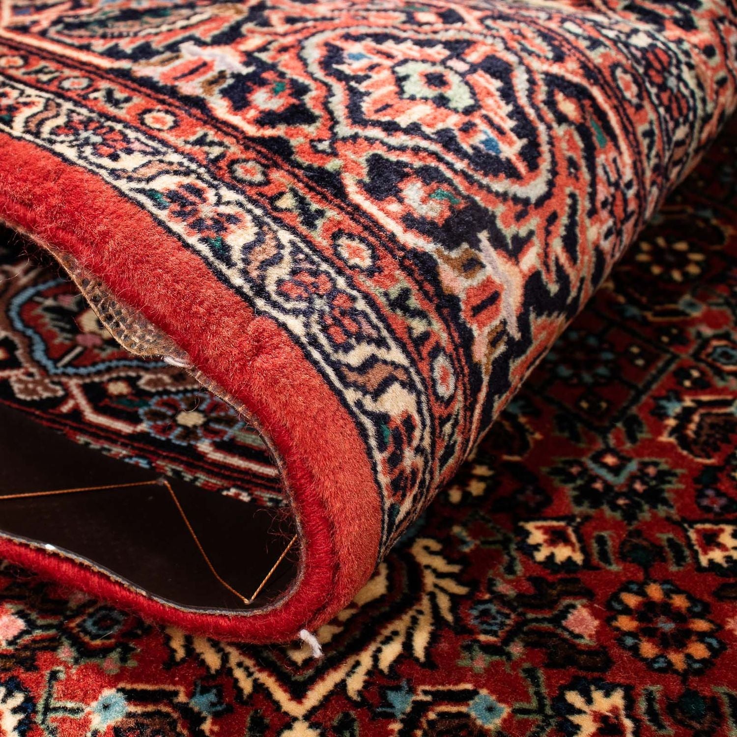 Alfombra persa - Bidjar - 252 x 150 cm - rojo